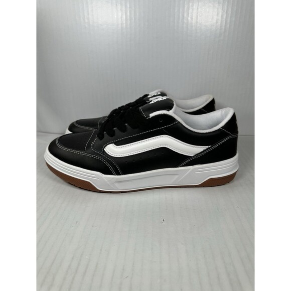 Size 10 VANS Hylane Mens Low Top Skate Shoes Sneaker Black White Gum NEW